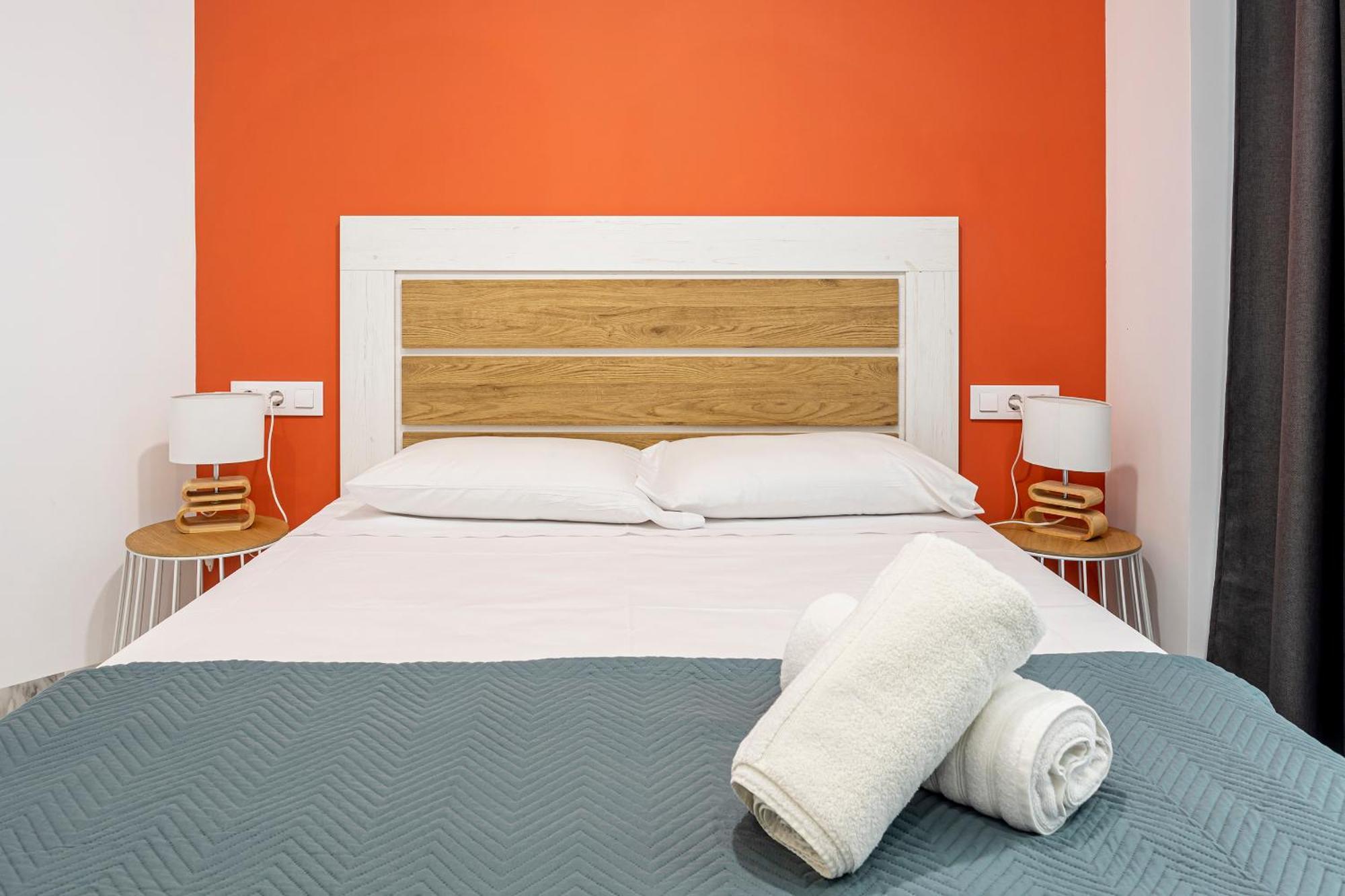 Apartamento De Estilo Moderno Hasta 5 Pax Valencia Exterior photo